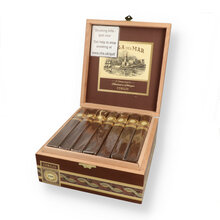 Perla Del Mar Corojo Toro Nicaraguan Hand Rolled Cigar (Full Box of 25 Cigars)