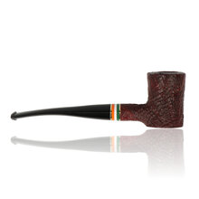 A Poker shaped pipe with a slightly curved stem, there is an Irish flage tri-colour band and glossy brown sandblasted bowl