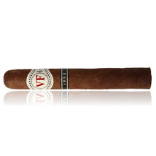 A single 54 gauge Toro cigar with medium wrapper