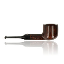 a straight saddle pot in a dark stain