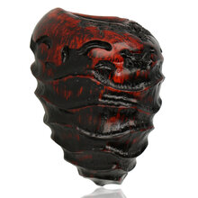 Close-up of the uniquely carved freehand bowl on the Nørding Special Abstract Briar Pipe 707.