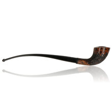 Side profile of the Erik Nørding Hunting Pipe 2024 Longhorn showing the rustic briar bowl and elegant long black churchwarden stem.
