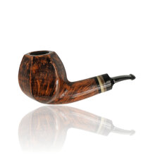 Erik Nørding Hunting Pipe 2019 White Rhino Smooth Briar Pipe supplied with presentation tube, pipe sock and information leaflet.