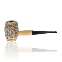 Missouri Meerschaum Country Gentleman Straight corn cob pipe featuring a dark finished cob bowl, natural hardwood shank and black tapered stem.